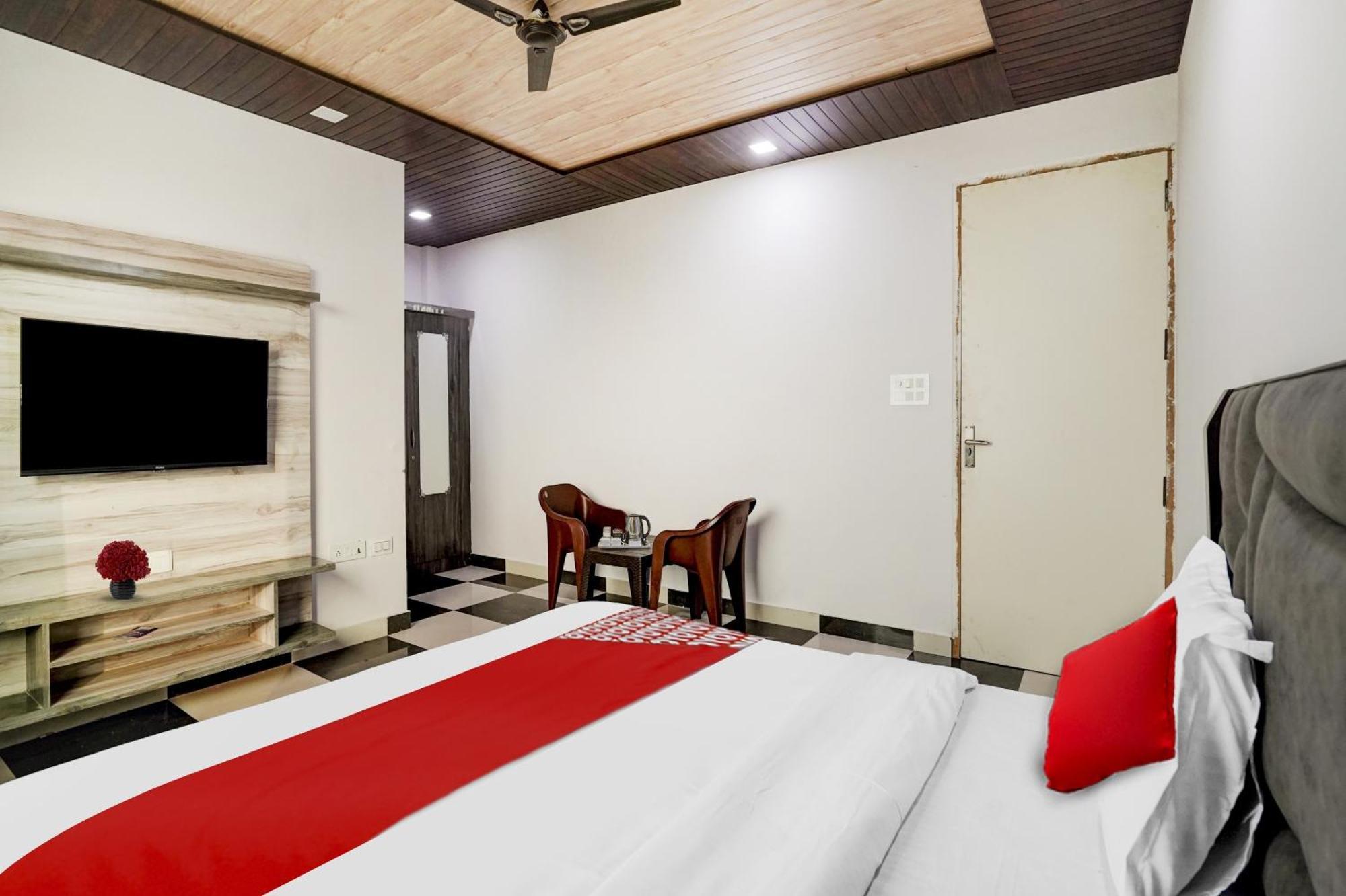 Collection O Love Garden Otel Ghaziabad Dış mekan fotoğraf